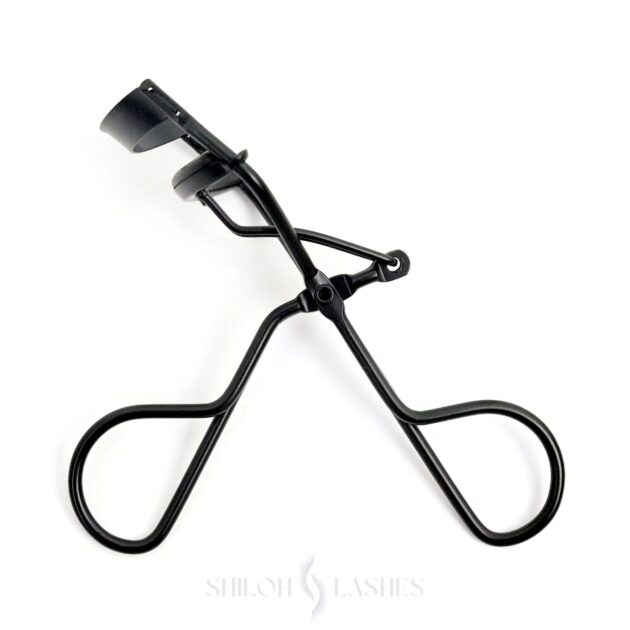Shiloh Lash Curler